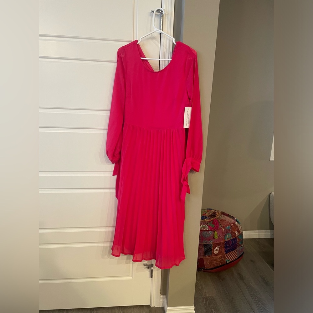 C/MEO Collective Vibrant Pink Long Sleeve Dress